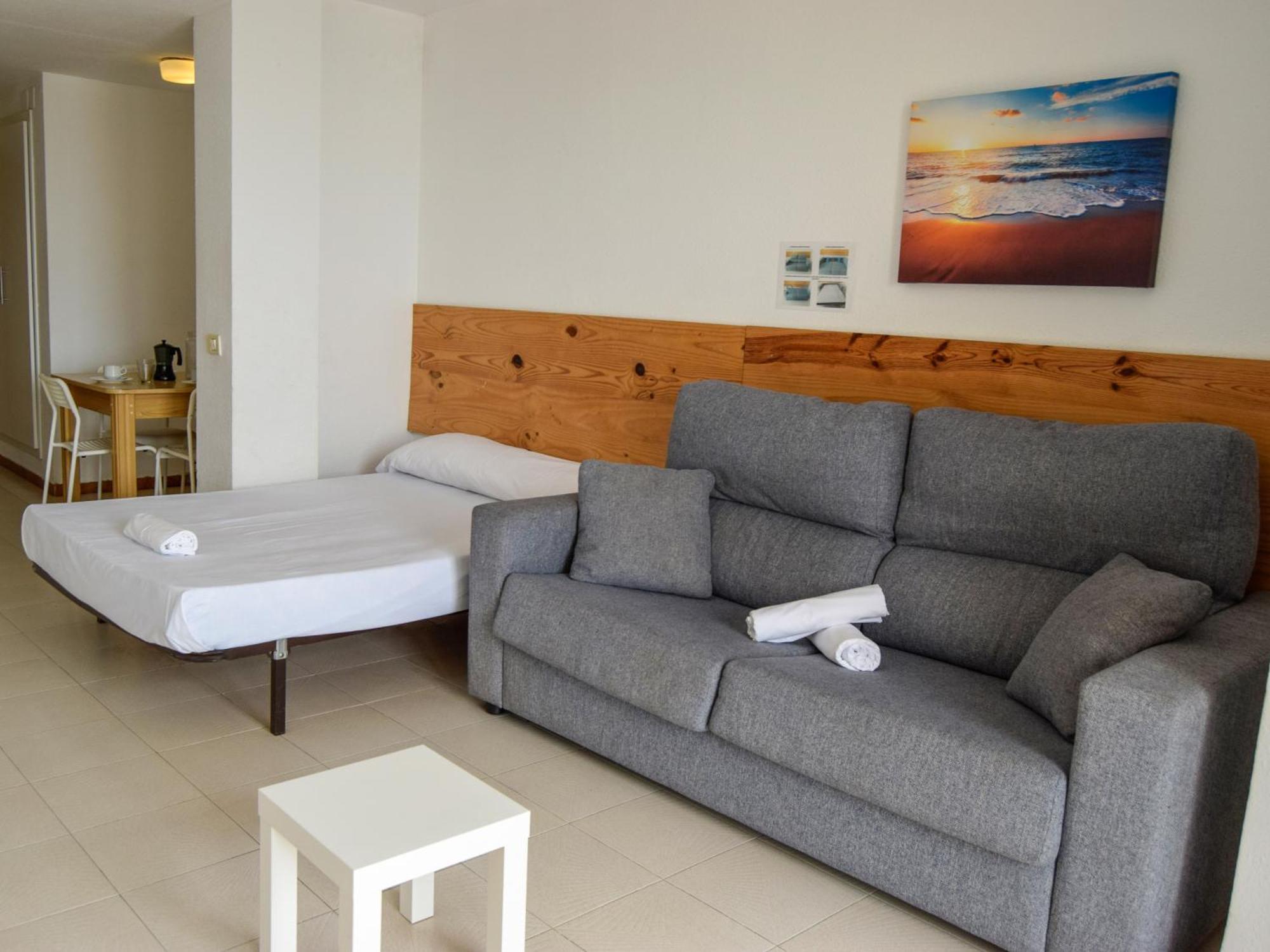 Apartamentos Oropesa Primera Linea 3000 奥罗佩萨德尔马 外观 照片